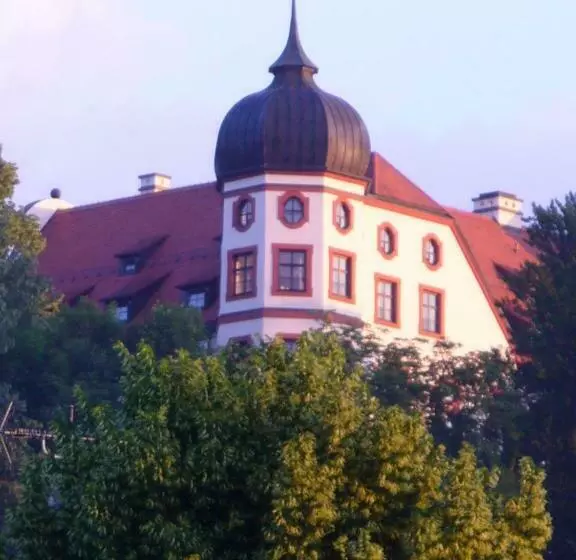 Aamiaismajoitus (B&B) Landgasthof Berg