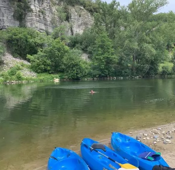Aamiaismajoitus (B&B) Mas Le Nogier