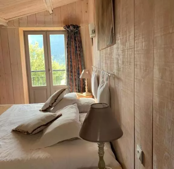Aamiaismajoitus (B&B) Mas Le Nogier