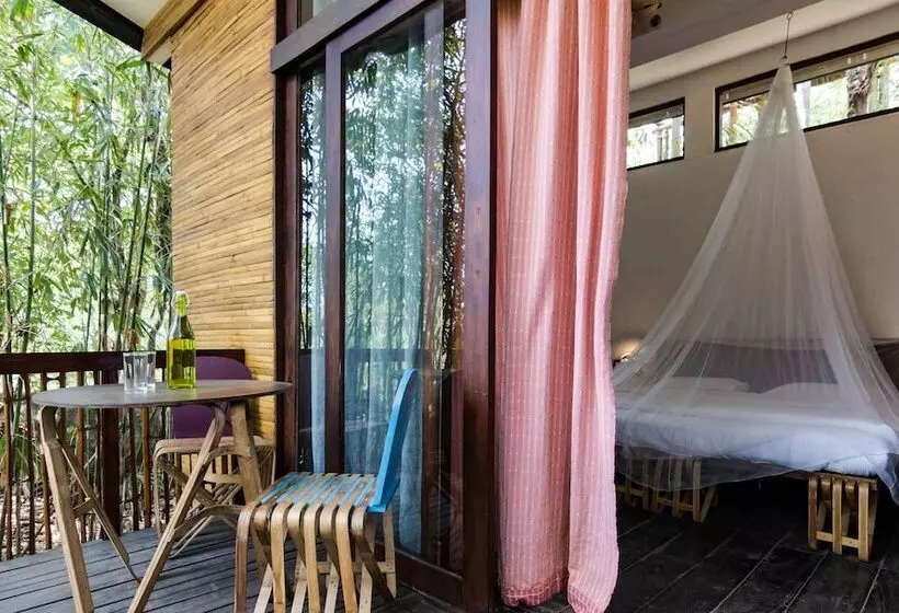 ベッドアンドブレックファースト Uravu Bamboo Grove Resort