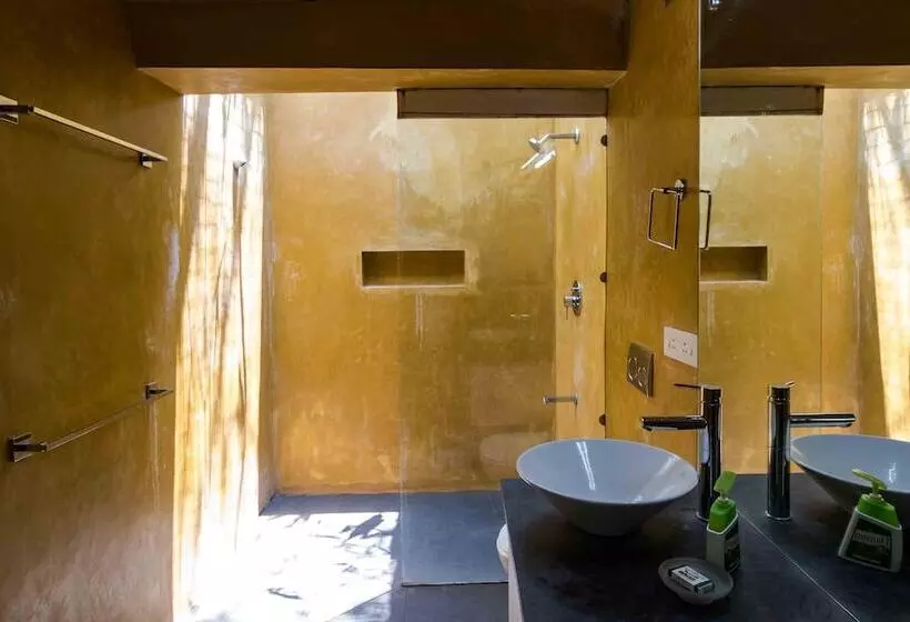 ベッドアンドブレックファースト Uravu Bamboo Grove Resort