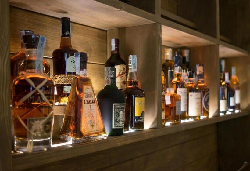 호텔 Albergo Miramonti