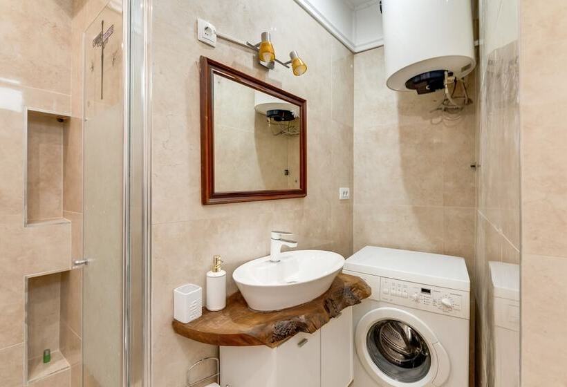 בית מלון כפרי B&b Afrodita