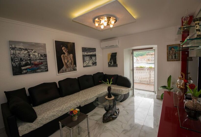 בית מלון כפרי B&b Afrodita