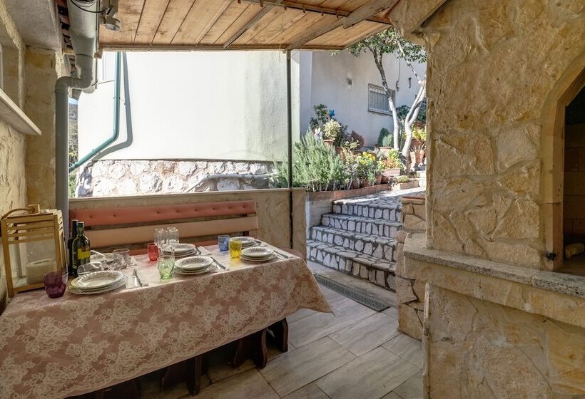 בית מלון כפרי B&b Afrodita