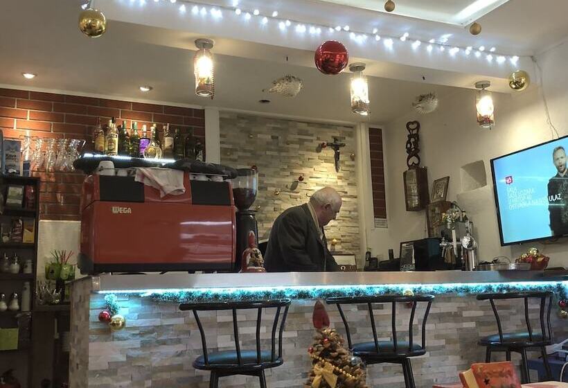 בית מלון כפרי B&b Afrodita