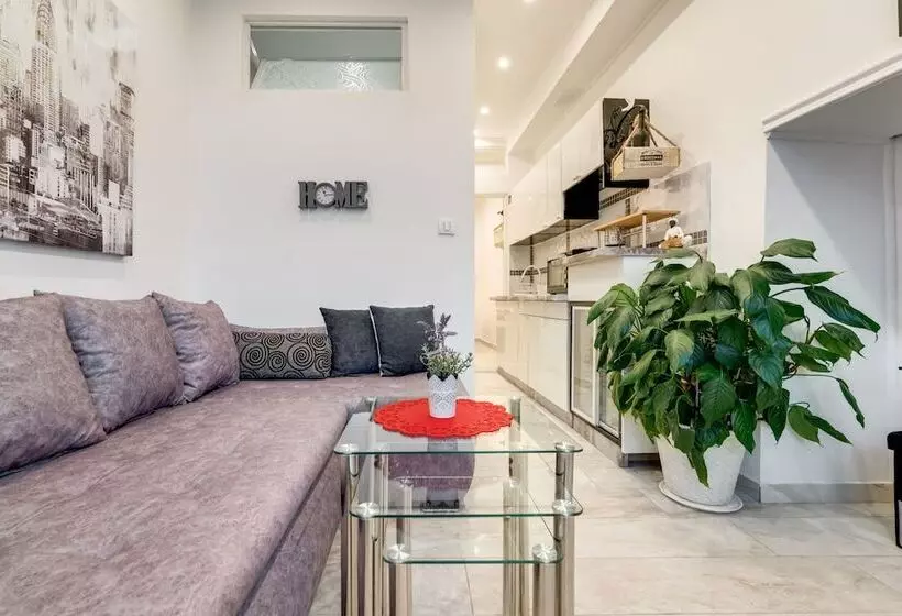 Hotelli B&b Afrodita