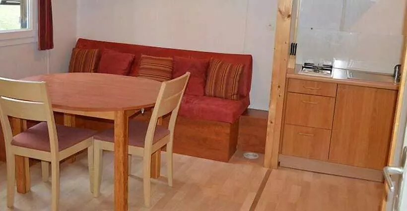 Hotelli Etang Vallier Resort Brossac
