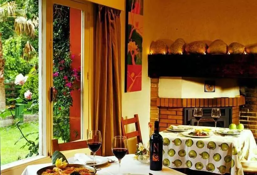 Hotelli Bungalow Camping Los Manzanos