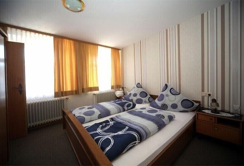 בית מלון כפרי Geichlinger Wirtshaus