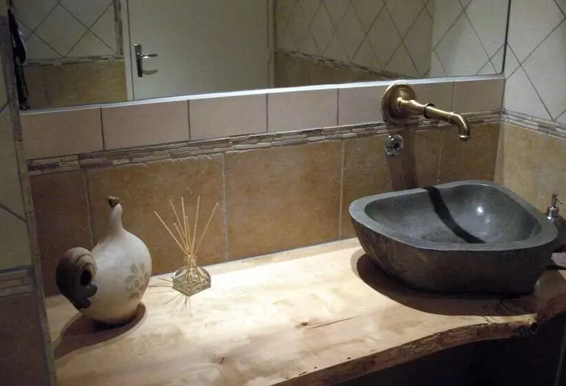 ホテル Hôtel Le Val Des Sources