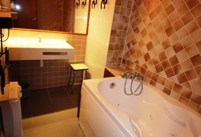 ホテル Hôtel Le Val Des Sources