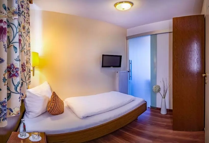 Hotelli Kalenborner Hohe