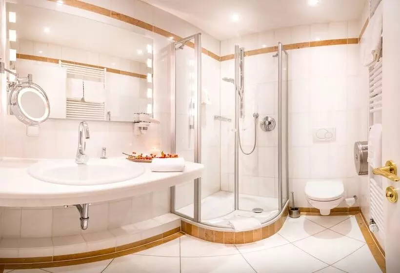 Hotelli Kalenborner Hohe