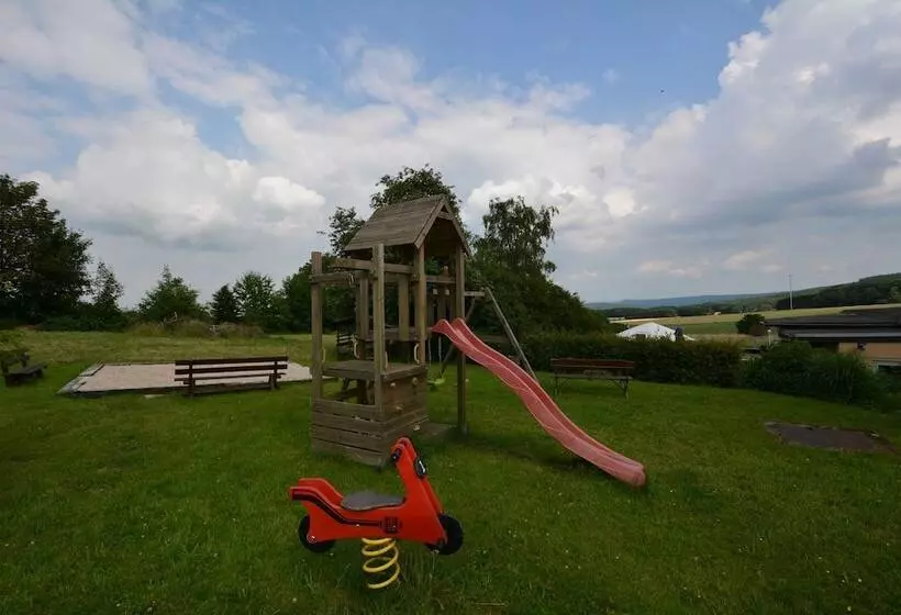 Hotelli Kalenborner Hohe