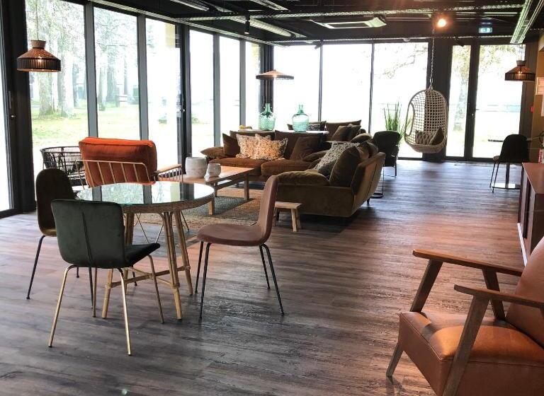 فندق Le Corbusson