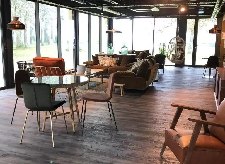 Hotelli Le Corbusson