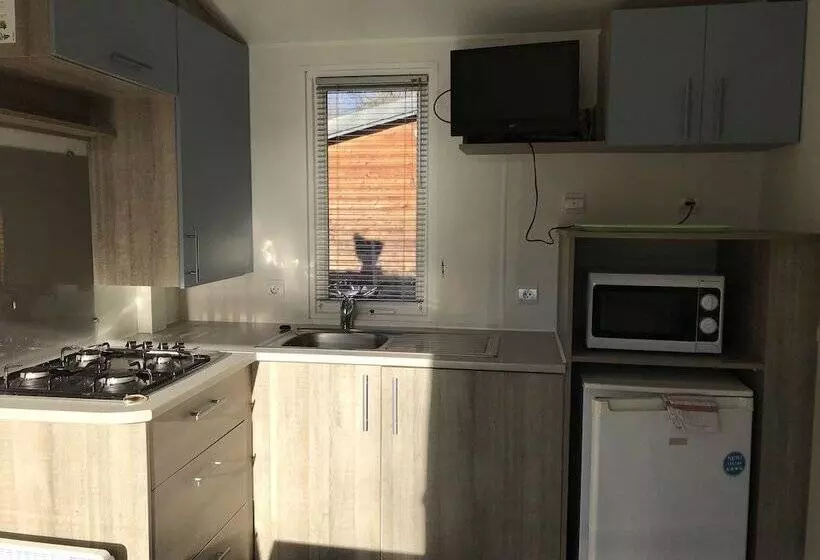 ホテル Mobile Home Camping Ser Sirant