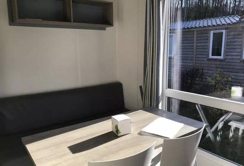 ホテル Mobile Home Camping Ser Sirant