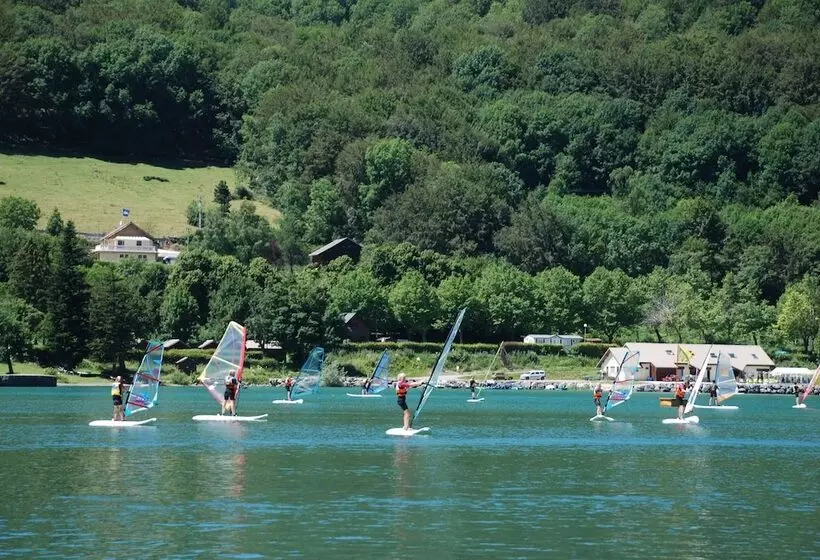 ホテル Mobile Home Camping Ser Sirant