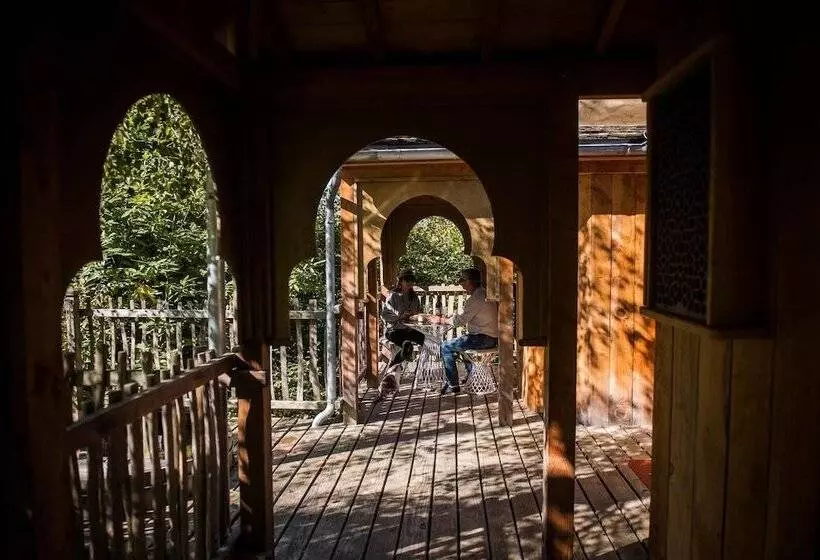 ホテル Moulin De La Jarousse   Les Cabanes