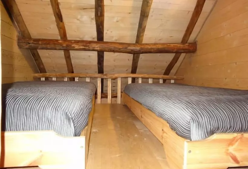 ホテル Moulin De La Jarousse   Les Cabanes