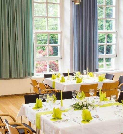 ホテル Ostseeländer