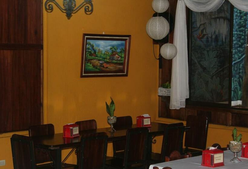 Отель Y Restaurante Las Tablitas