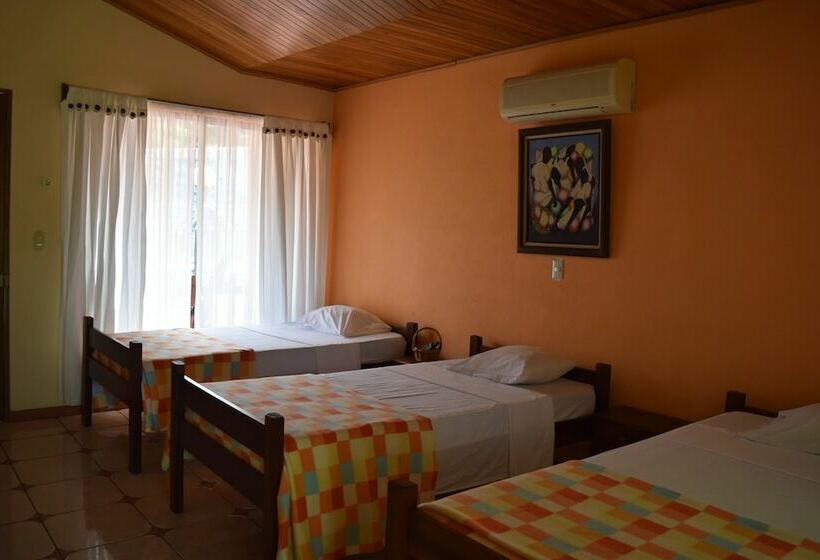 Отель Y Restaurante Las Tablitas