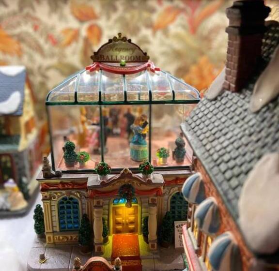 Pemberley House Bed And Breakfast