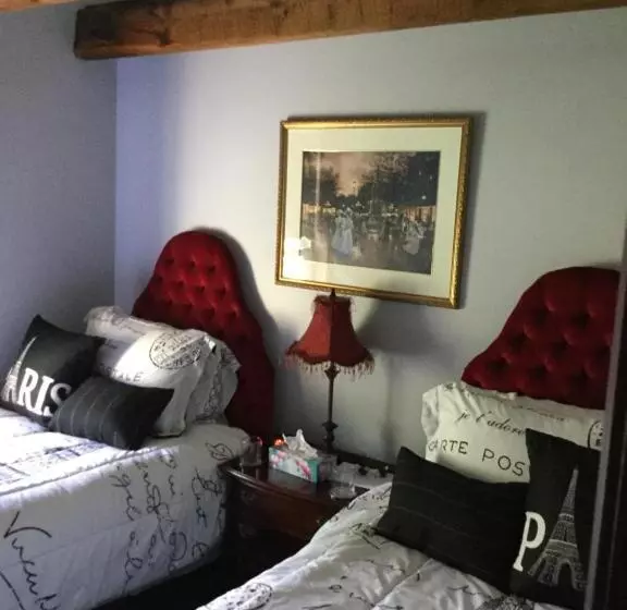 Pemberley House Bed And Breakfast