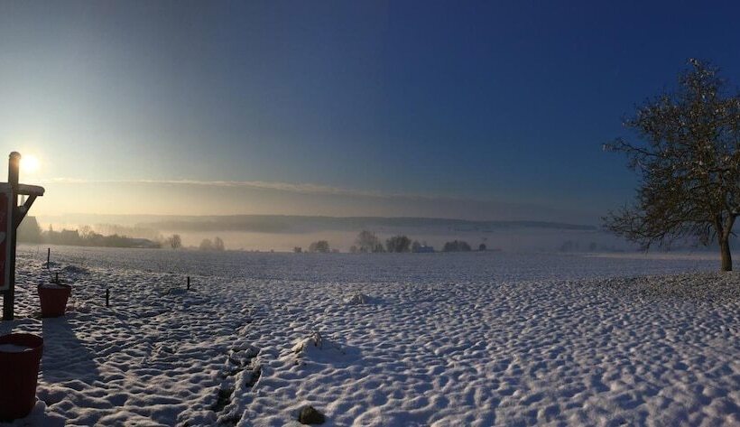 بنسيون Auberge De Crissay