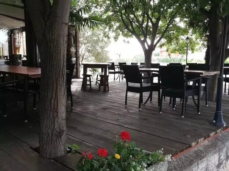 پانسیون Fortuna Hotel & Restaurant