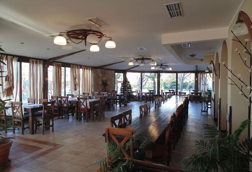 膳宿费 Fortuna Hotel & Restaurant