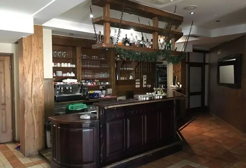 پانسیون Fortuna Hotel & Restaurant