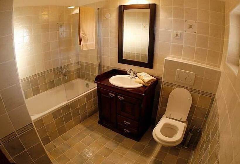 膳宿费 Fortuna Hotel & Restaurant