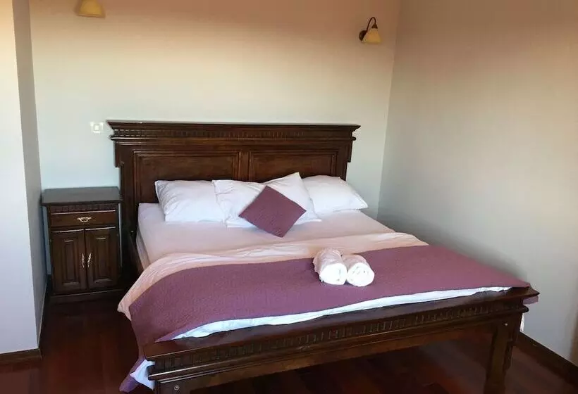 پانسیون Fortuna Hotel & Restaurant