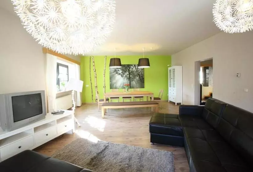 Majatalo Gasthof Berghof