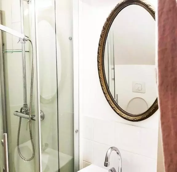 Majatalo Il Etait Une Fois A L Ouest