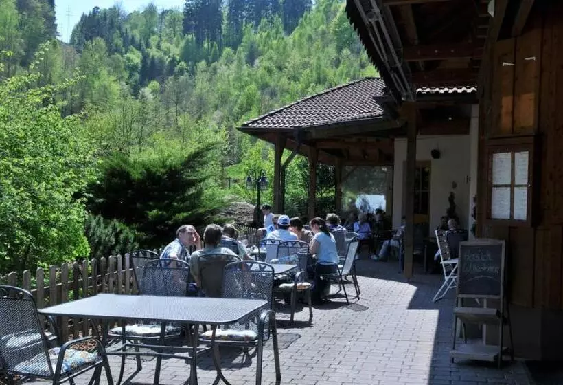 Majatalo Landgasthof Am Teufelstisch