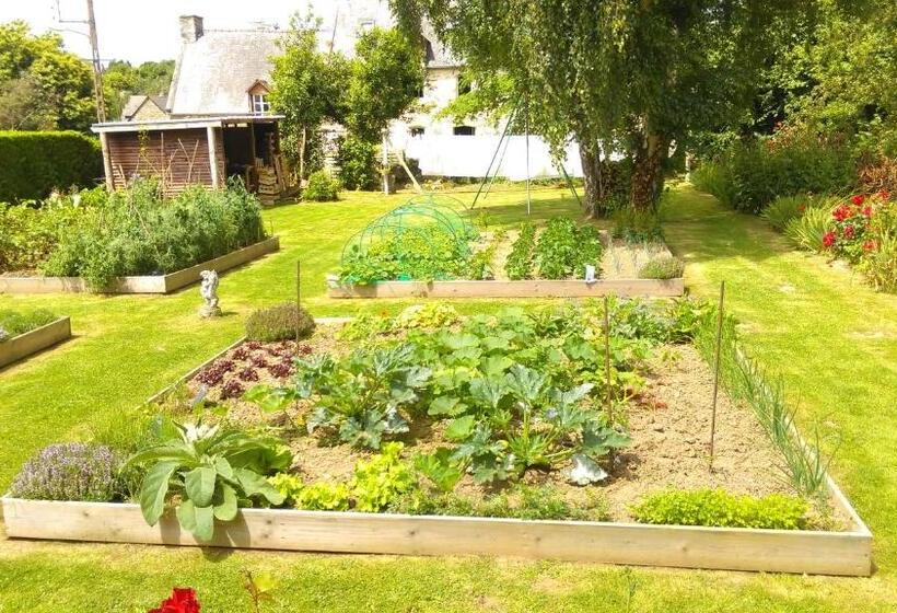 Pensión Le Manoir De La Bigotière