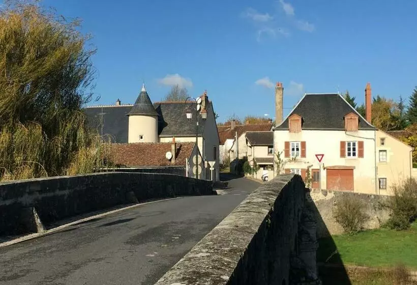 Majatalo Manoir Le Bout Du Pont