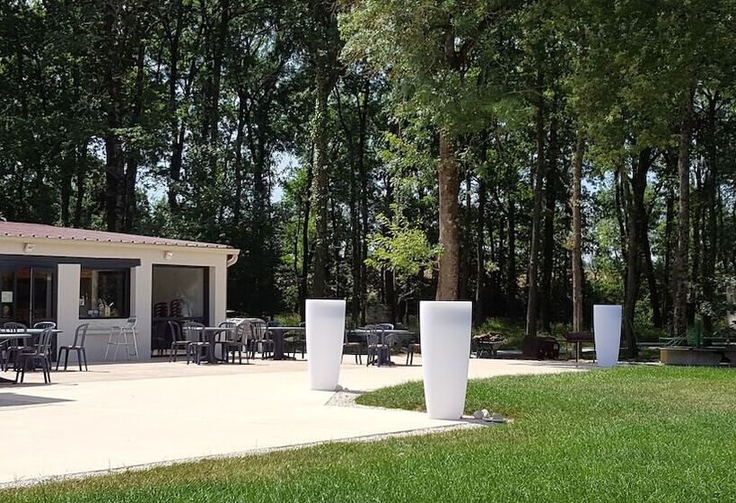 אתר נופש Les Chalets De La Héronnière