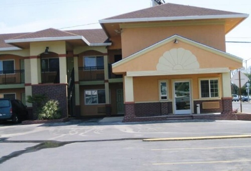 Отель Americas Deluxe Inn Marysville