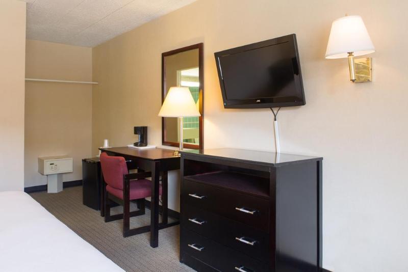 هتل Atlantic Motor Inn Near Boardwalk