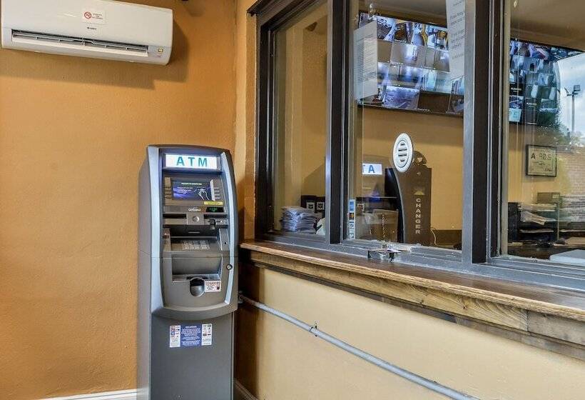 호텔 Red Roof Inn Raleigh Northeast   Downtown