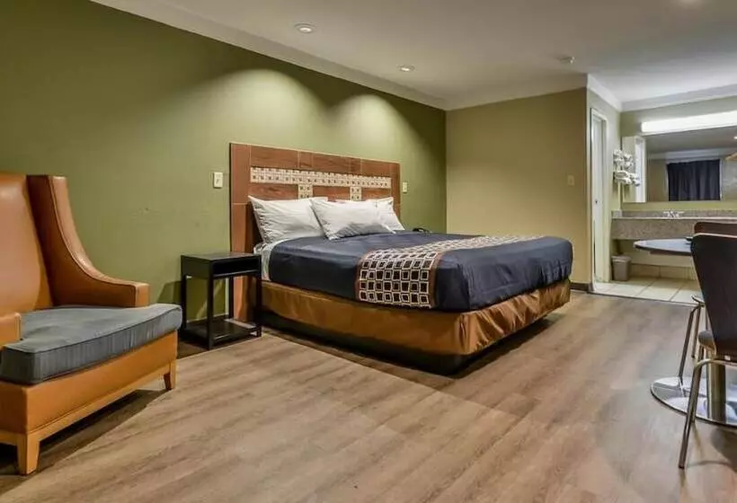 هتل Red Roof Inn Raleigh Northeast   Downtown