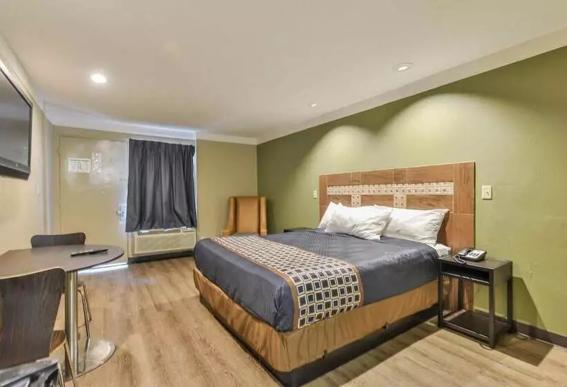 هتل Red Roof Inn Raleigh Northeast   Downtown