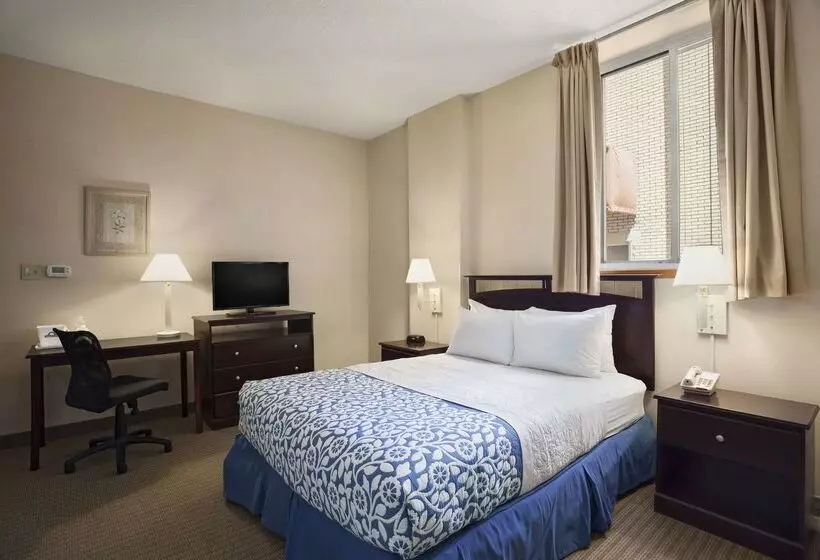 هتل Days Inn By Wyndham Philadelphia Convention Center