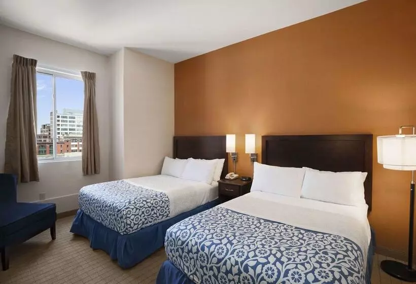 هتل Days Inn By Wyndham Philadelphia Convention Center